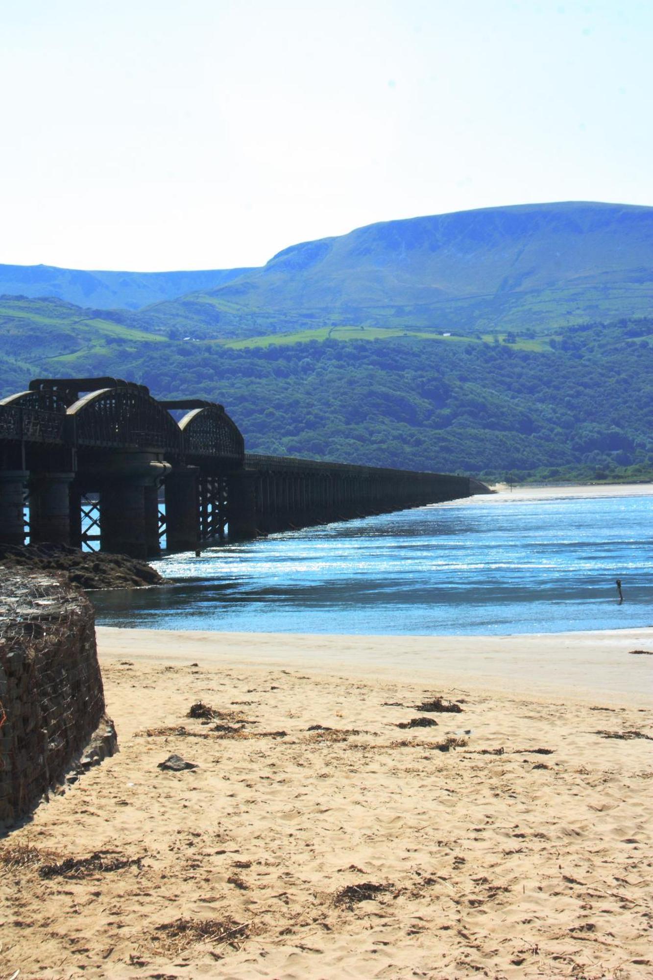 Barmouth Beach Club Bagian luar foto